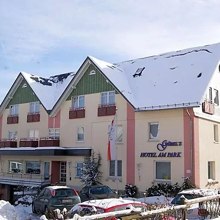 Goebel's Gaestehaus Am Park Otel Willingen (Upland)