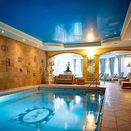 Goebel's Gaestehaus Am Park Otel