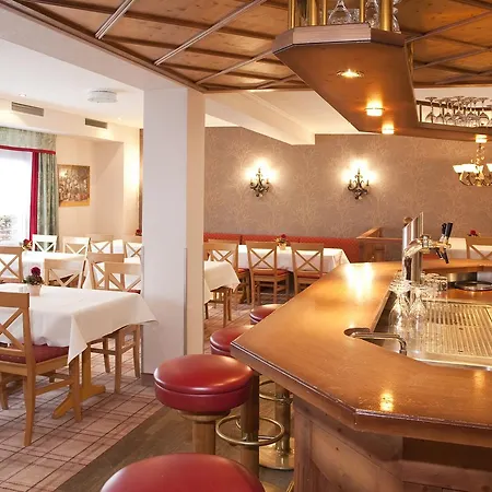 Отель Goebel's Gaestehaus Am Park Виллинген