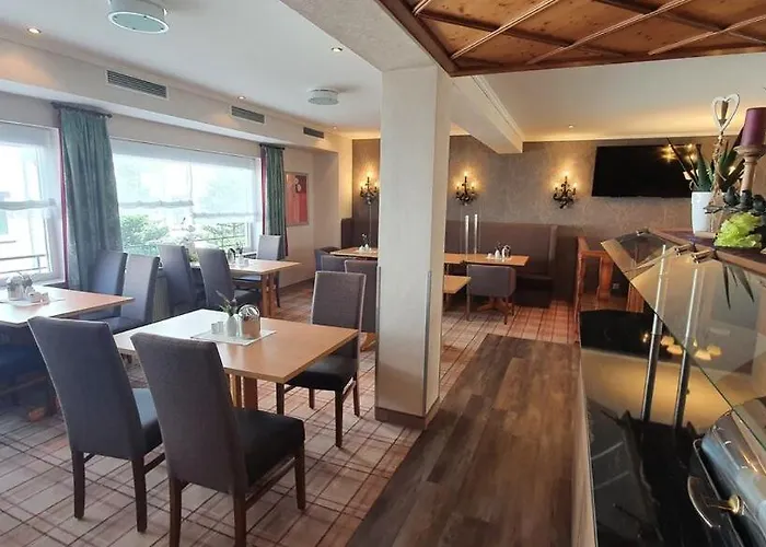 Goebel's Gaestehaus Am Park Hotel 3*